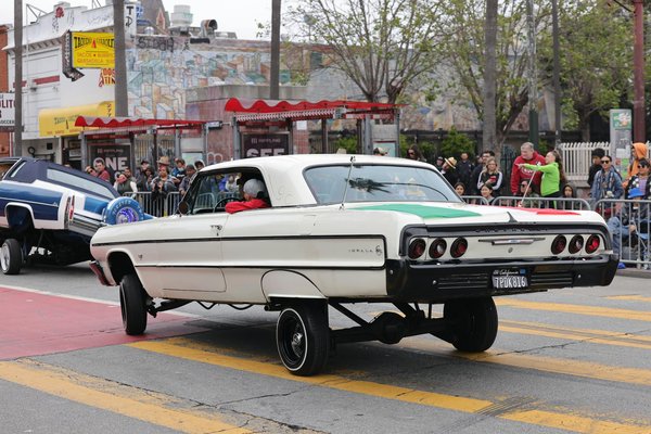 Comment les systèmes de surveillance de la qualité de l'air intérieur évoluent-ils pour les véhicules de luxe?